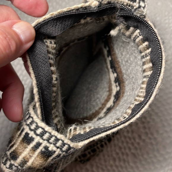 Handcrafted BOHO purse crossbody - Picture 6 of 7